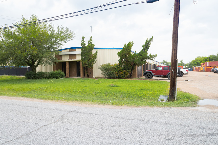 1617 Peach Leaf St, Houston, TX for sale - Building Photo - Image 1 of 1