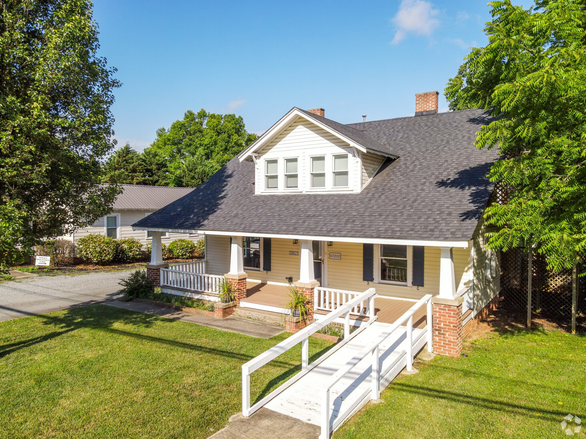 20621 N Main St, Cornelius, NC for sale Primary Photo- Image 1 of 1