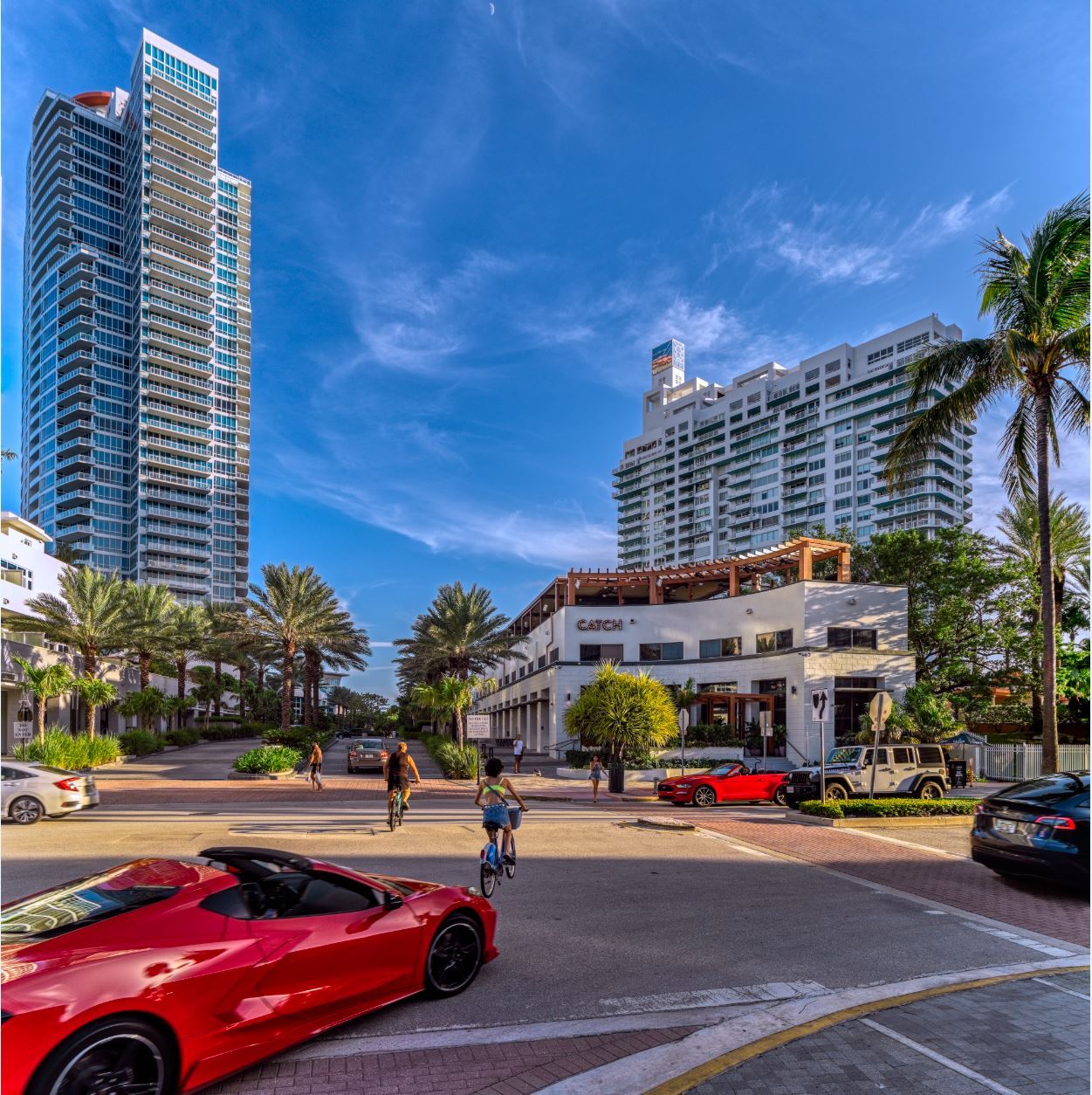 200 S Pointe Dr, Miami Beach, FL for sale Building Photo- Image 1 of 6