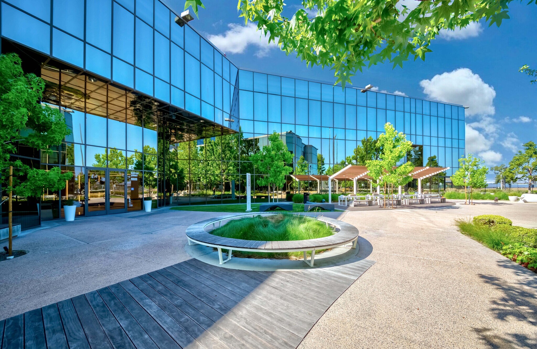 19600 Fairchild Rd, Irvine, CA 92612 Newport Summit