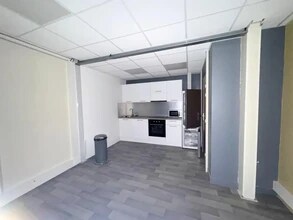 Chemin De La Justice, Frépillon for lease Interior Photo- Image 2 of 5