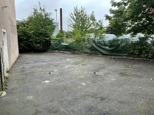 Flex in Crosne for sale - Building Photo - Image 3 of 7