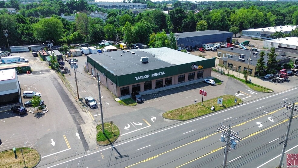 304 Boston Post Rd, Orange, CT for sale - Building Photo - Image 2 of 23