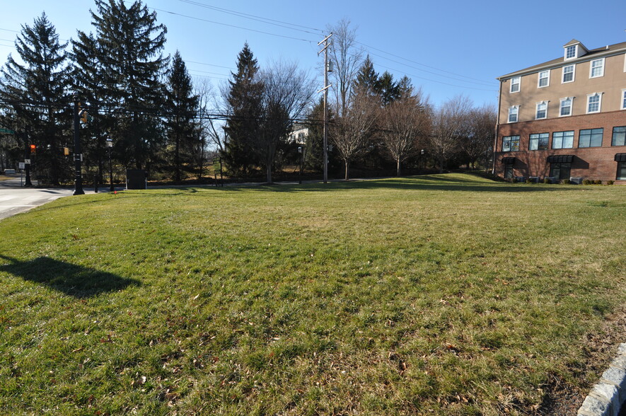 N Broad St, Doylestown, PA for sale - Building Photo - Image 2 of 6