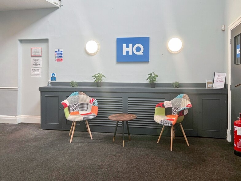 Nursery Ln, Leeds for lease - Interior Photo - Image 2 of 10