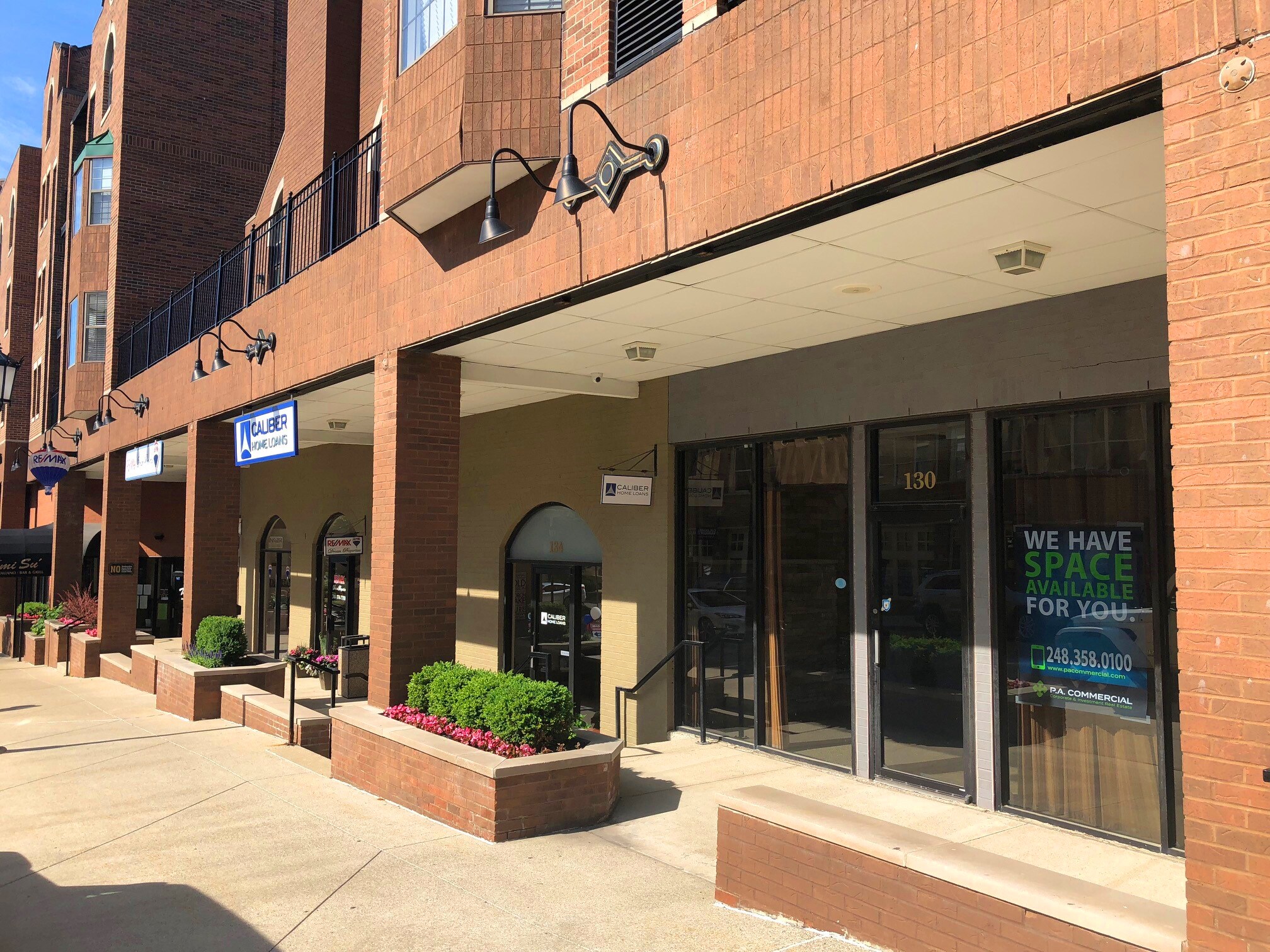 150 Maincentre, Northville, MI 48167 Maincentre Retail