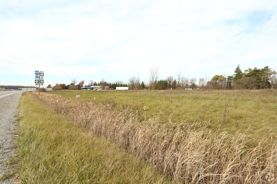 12373 Old Corunna Rd, Lennon, MI for sale - Primary Photo - Image 1 of 1