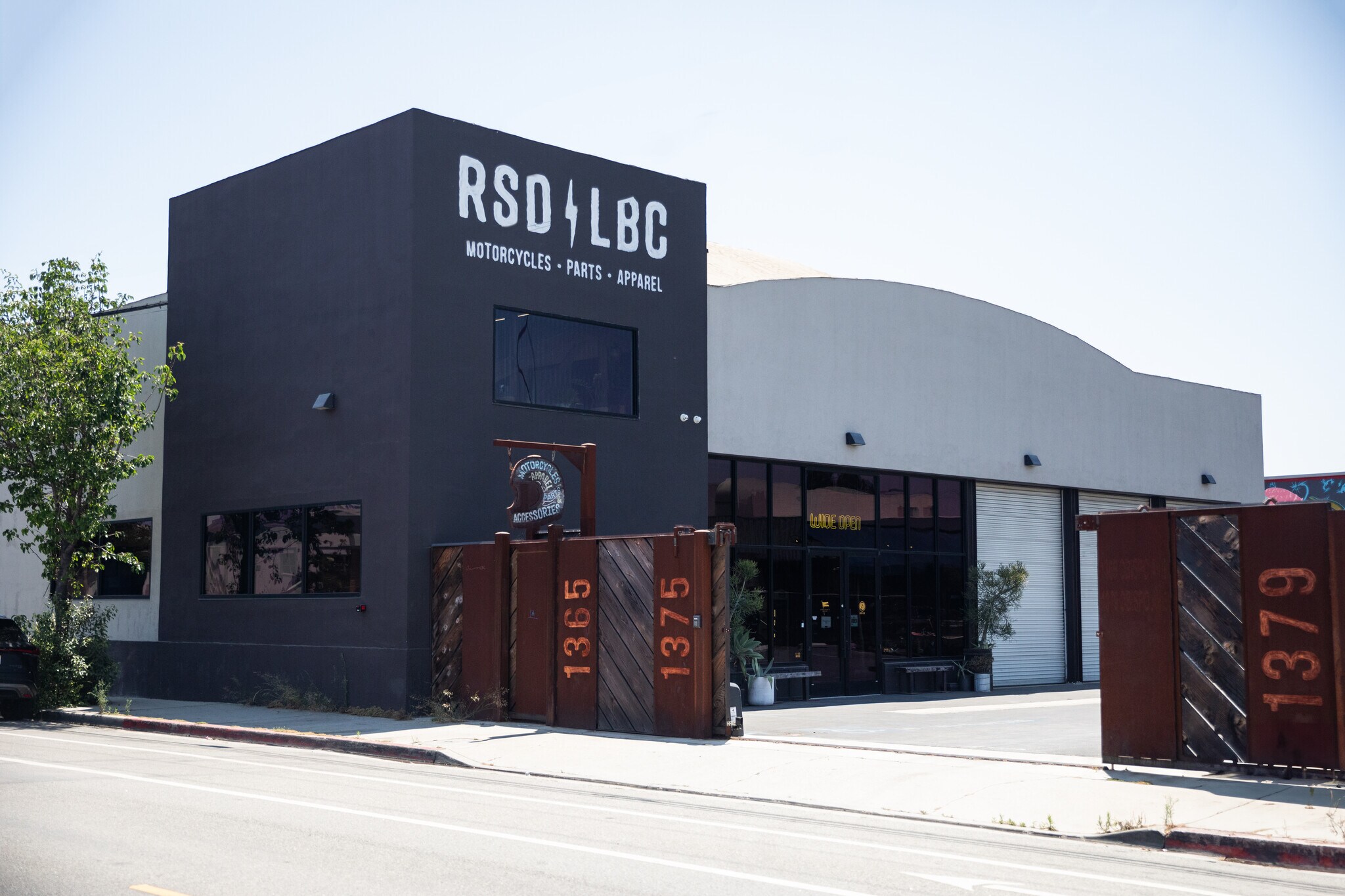 1365 Obispo Ave, Long Beach, CA for lease Building Photo- Image 1 of 14
