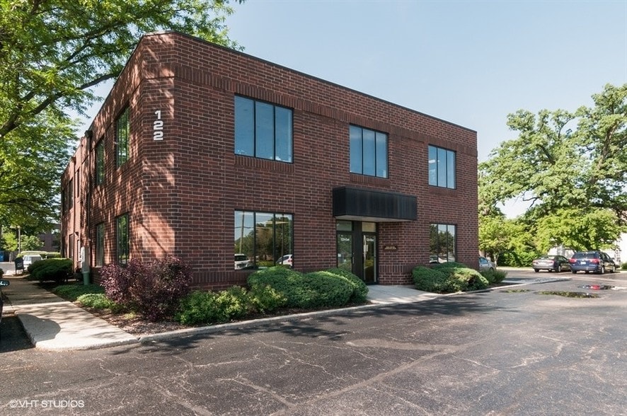 122 S County Farm Rd, Wheaton, IL for sale - Other - Image 3 of 5