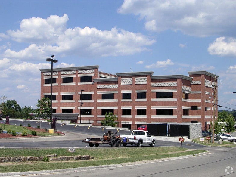 500 W Main St, Branson, MO for lease - Building Photo - Image 3 of 41