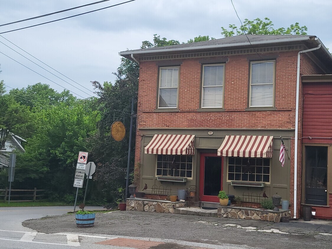 1701 W Doe Run Rd, Kennett Square, PA for sale Primary Photo- Image 1 of 1