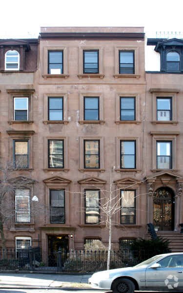 310 Washington Ave, Brooklyn, NY for sale Primary Photo- Image 1 of 1