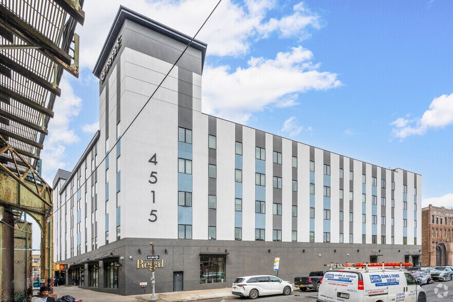 4515 New Utrecht Ave, Brooklyn, NY for sale - Primary Photo - Image 1 of 1