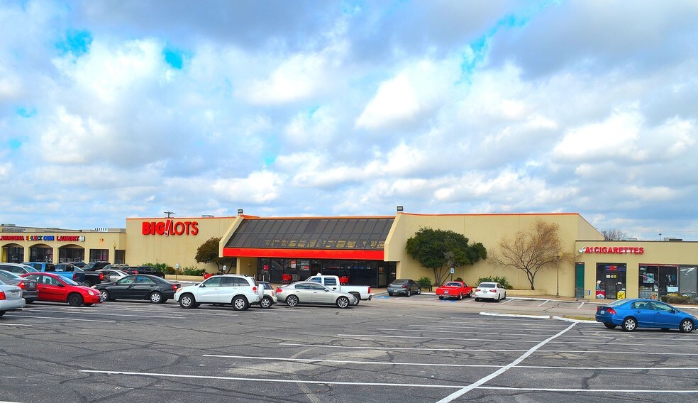 1806-1814 N Cooper St, Arlington, TX for sale - Primary Photo - Image 1 of 1