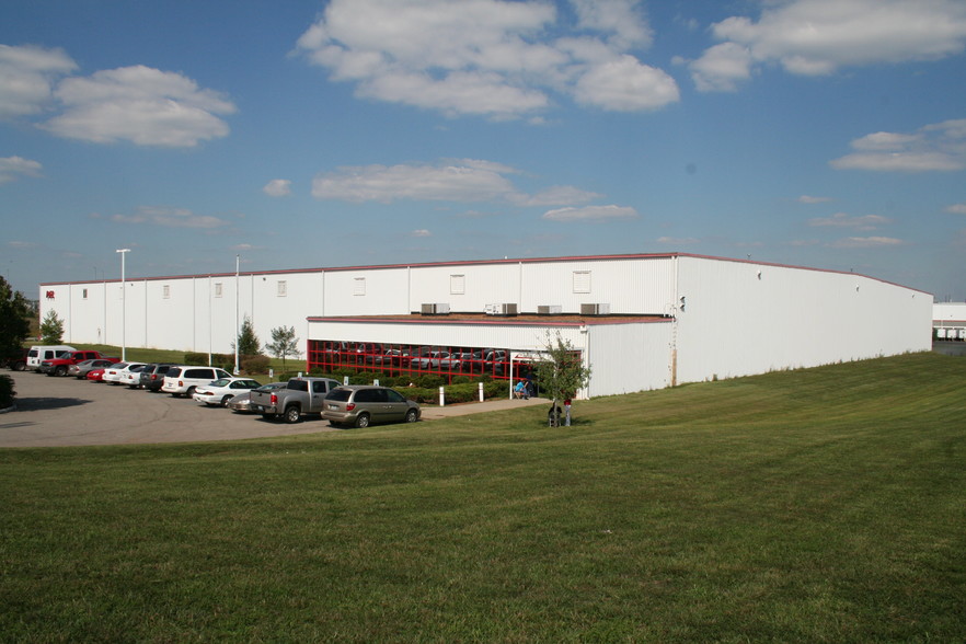 250 Mitch McConnell Way, Bowling Green, KY for lease - Building Photo - Image 1 of 18