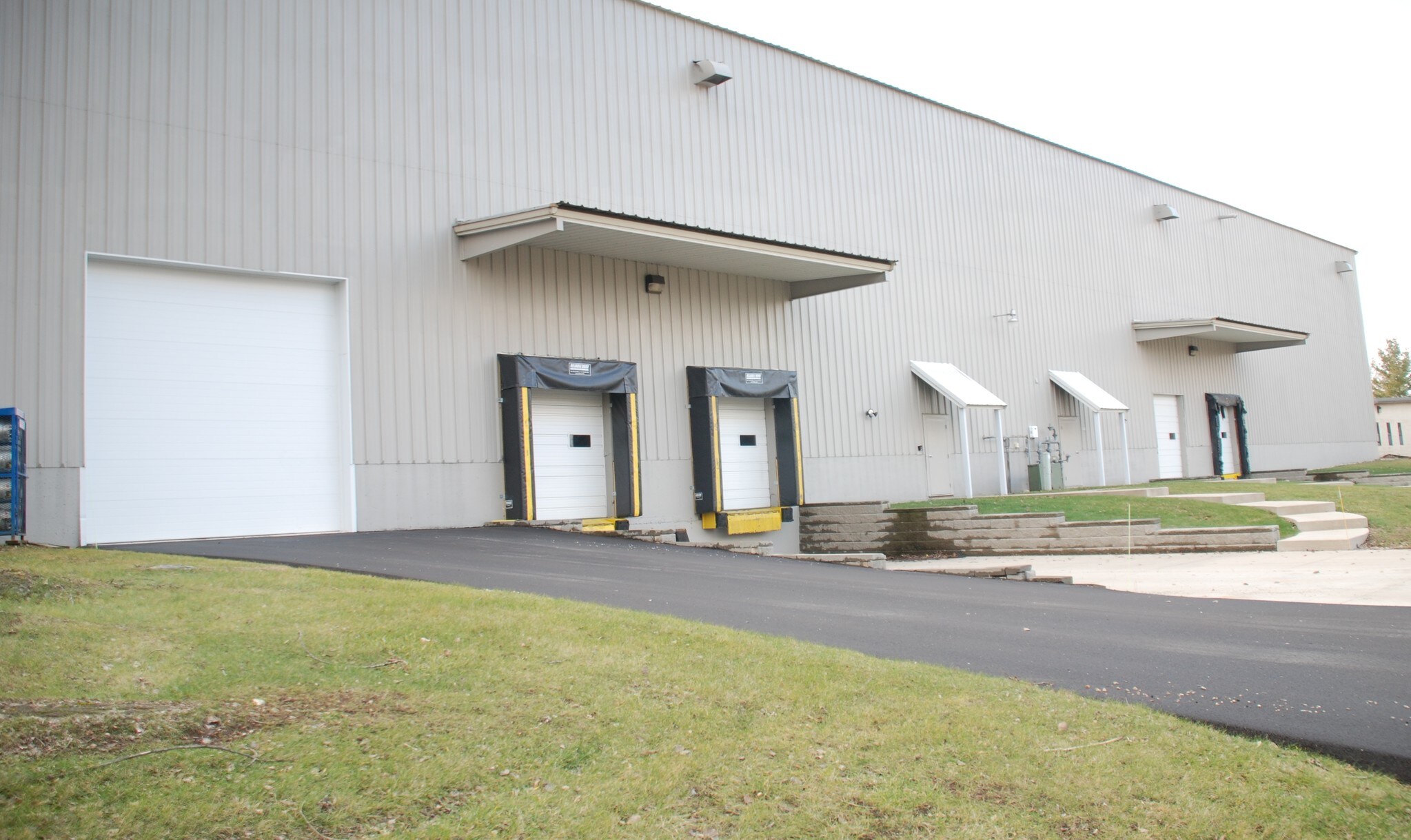 1325 Wall St, Oconomowoc, WI for sale Primary Photo- Image 1 of 1