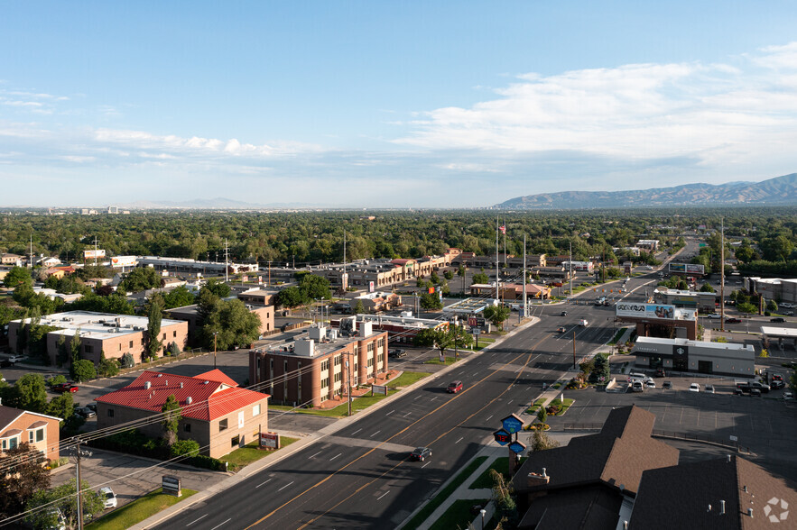 7050 S Highland Dr, Cottonwood Heights, UT for lease - Building Photo - Image 3 of 3