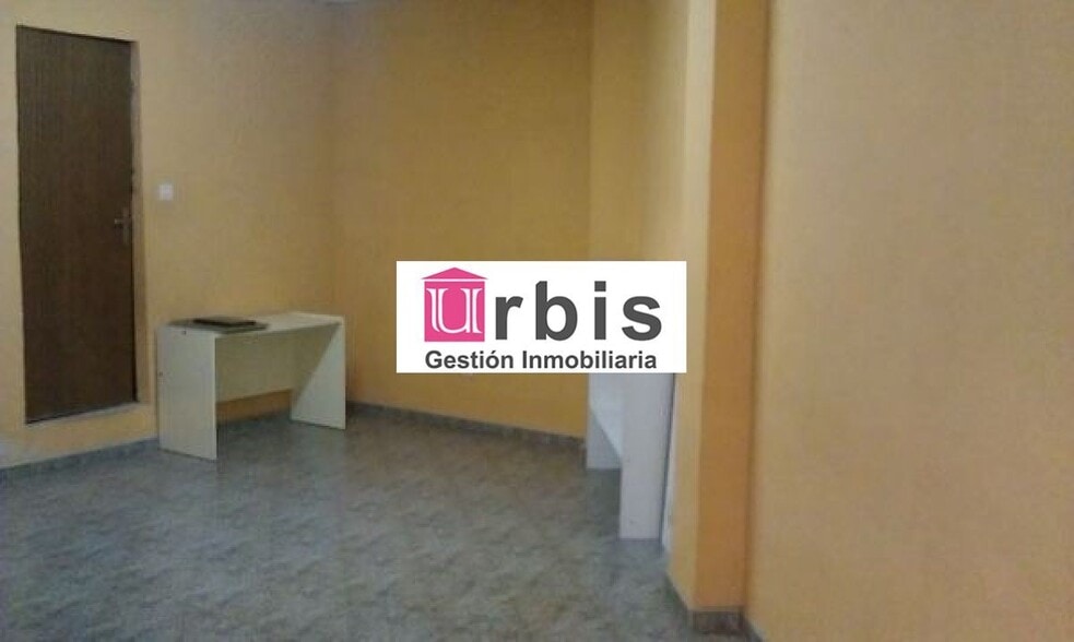 Retail in Salamanca for sale - Building Photo - Image 2 of 6