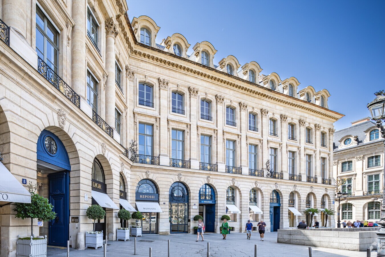 l oreal paris 16 place vendome 75001