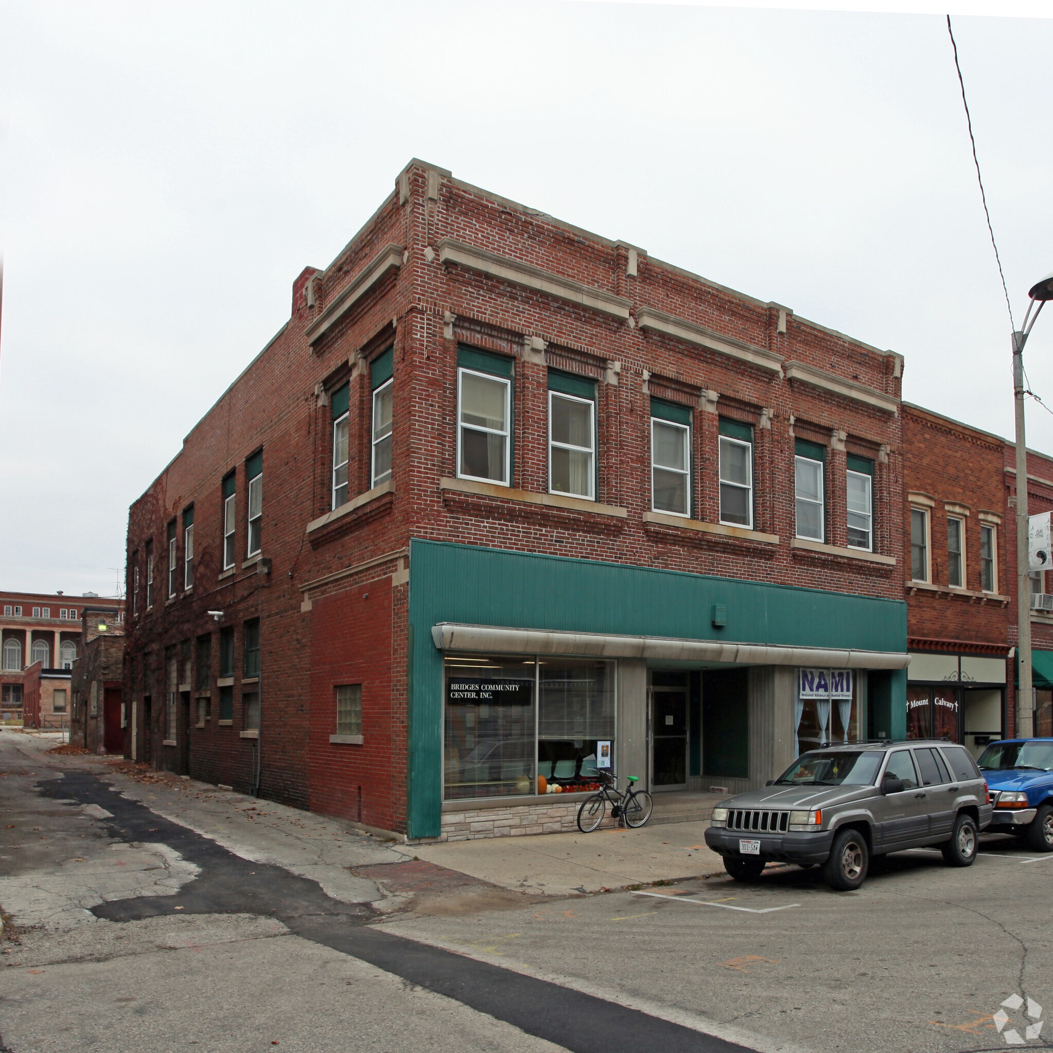 5714-5718 7th Ave, Kenosha, WI for sale Primary Photo- Image 1 of 1