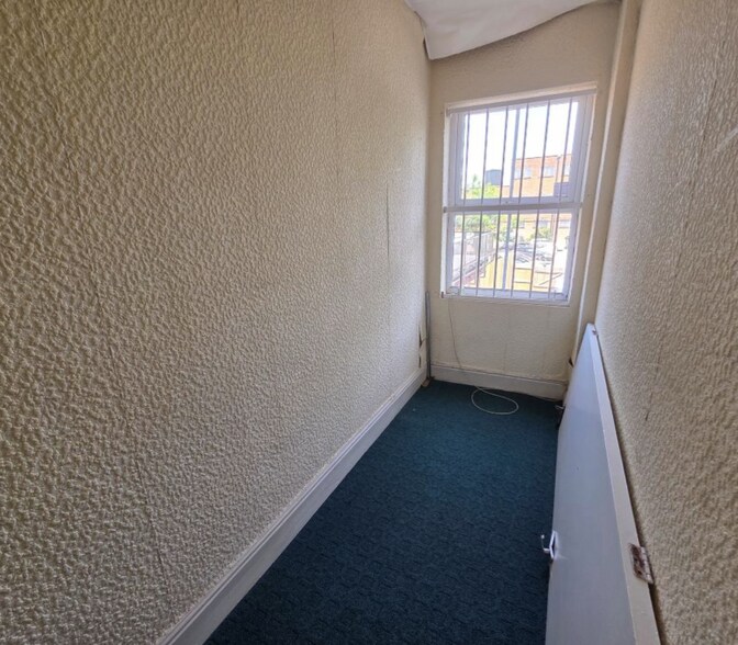 1887 Pershore Rd, Birmingham for sale - Interior Photo - Image 2 of 36