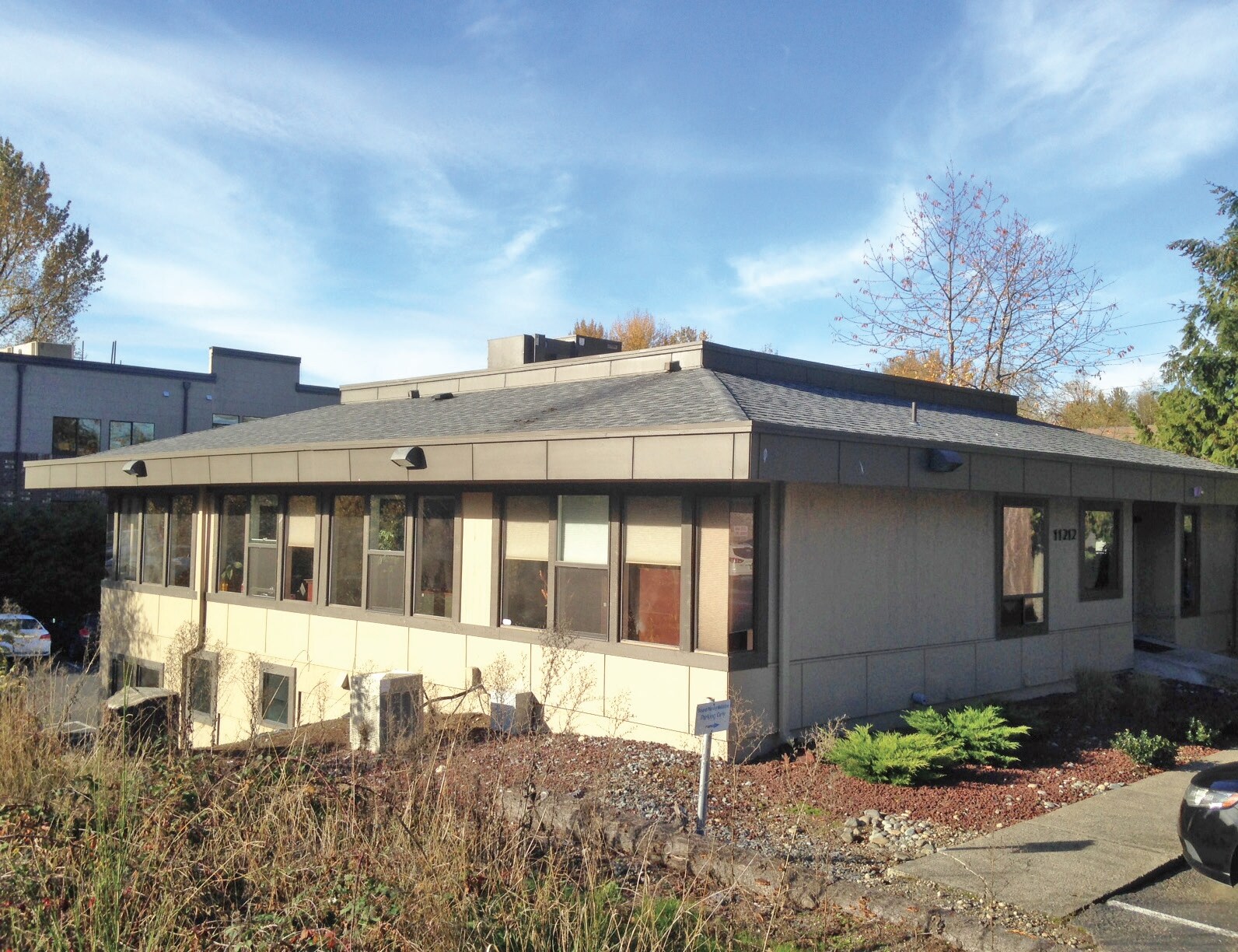 921 40th Ave SW, Puyallup, WA for sale Primary Photo- Image 1 of 1