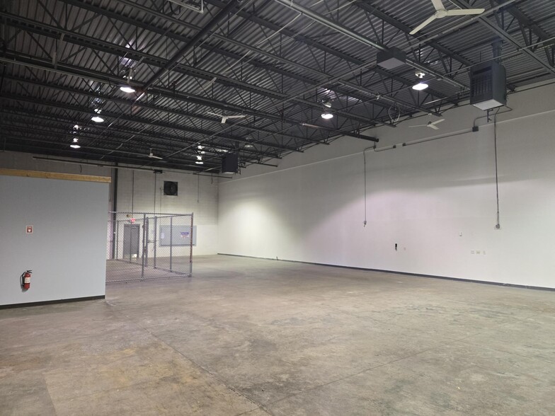 35 Mill Street Central, Marlborough, MA for lease - Building Photo - Image 2 of 9