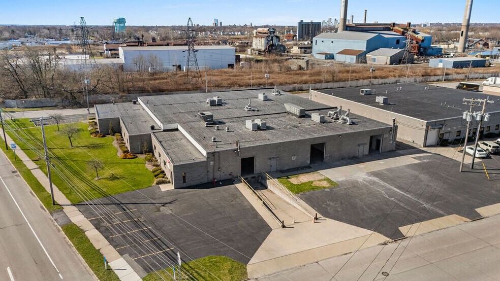 4120 Hyde Park Blvd, Niagara Falls, NY for lease - Building Photo - Image 3 of 31