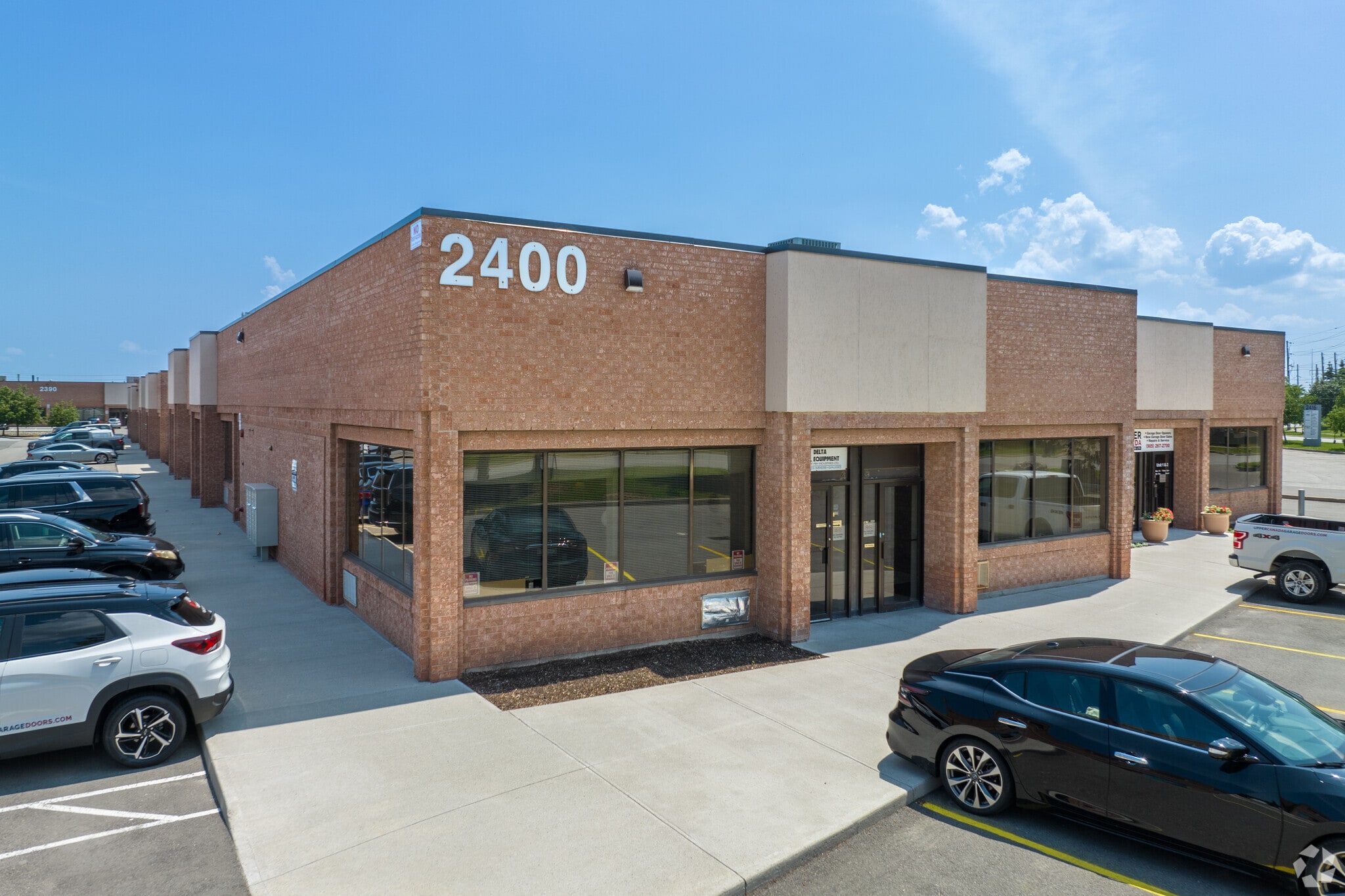 2400 Wyecroft Rd, Oakville, ON for sale Primary Photo- Image 1 of 1