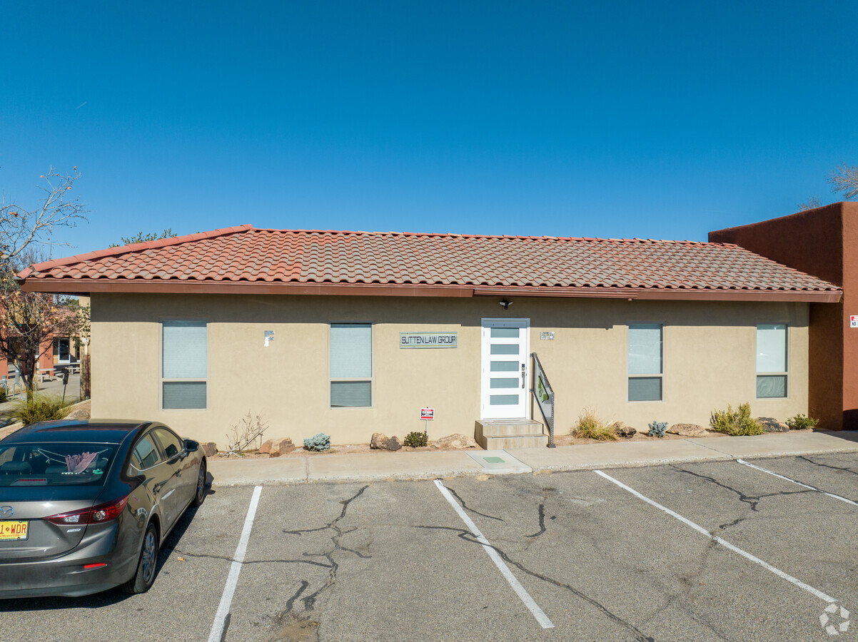 8501 Candelaria Rd NE, Albuquerque, NM 87112 | LoopNet