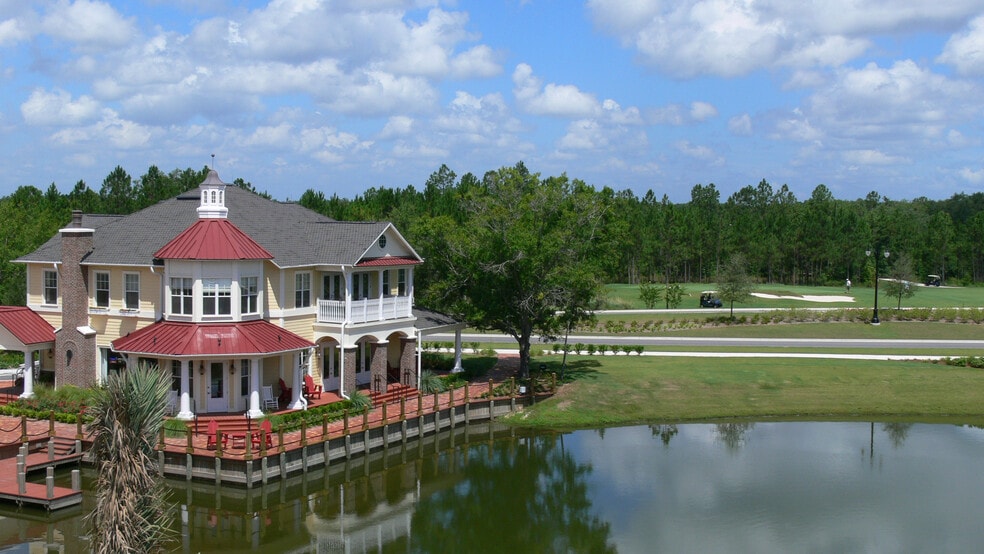 3973 Eagle Landing Pky, Orange Park, FL for sale - Building Photo - Image 3 of 9