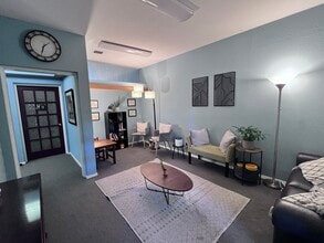 2111 Dickson Dr, Austin, TX for lease Interior Photo- Image 1 of 3