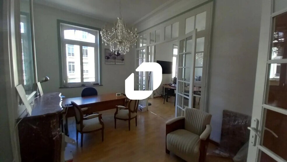 Office in Lille for lease - Interior Photo - Image 2 of 9
