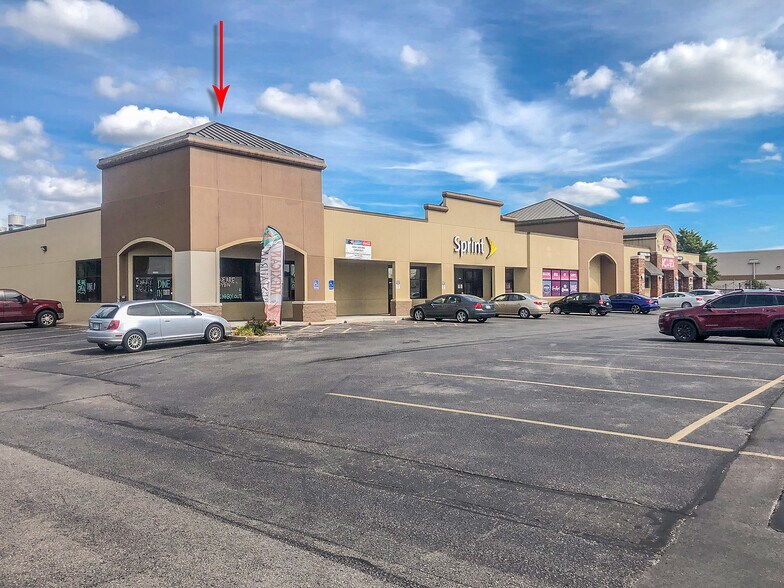 2330 N Maize Rd, Wichita, KS for sale - Building Photo - Image 1 of 1