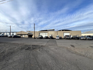 More details for 300-320 Market St, Klamath Falls, OR - Industrial for Sale