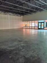 500 N IH 69, Robstown, TX for lease Interior Photo- Image 1 of 6