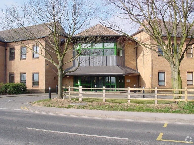 First Ave, Doncaster for lease - Building Photo - Image 1 of 6