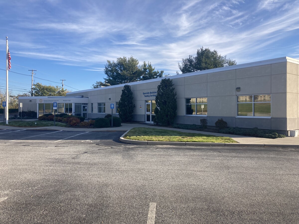 1500 Pontiac Ave, Cranston, RI 02920 - Office for Sale | LoopNet