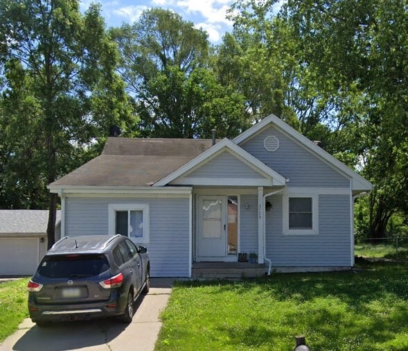 3729 SE 23rd St, Des Moines, IA for sale Primary Photo- Image 1 of 2