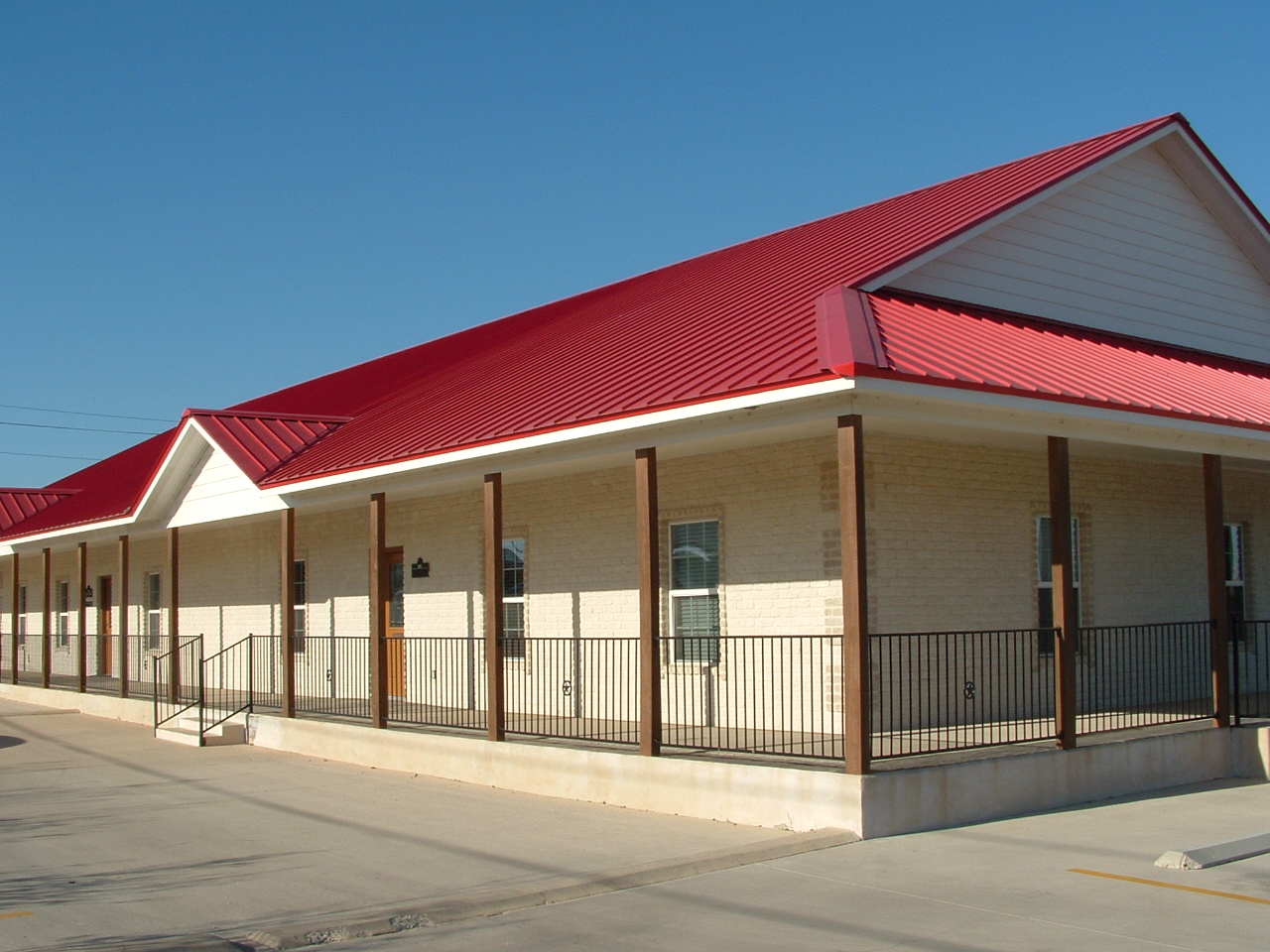 2575 N I-35, San Marcos, TX for lease Building Photo- Image 1 of 5