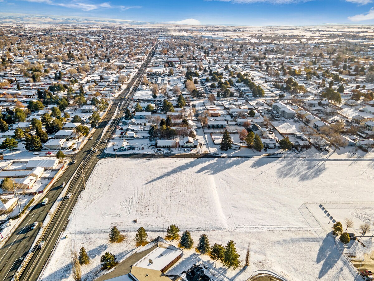 Robbins Ave, Twin Falls, ID 83301