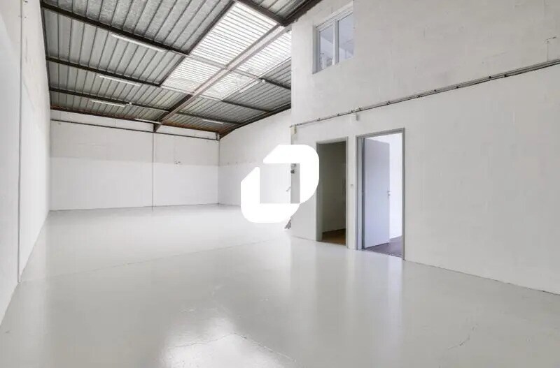 Flex in SAINT-OUEN-L'AUMONE for lease - Interior Photo - Image 3 of 5