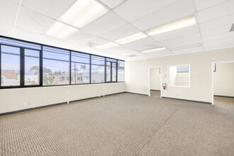 5353 E 2nd St, Long Beach, CA for lease Interior Photo- Image 2 of 11