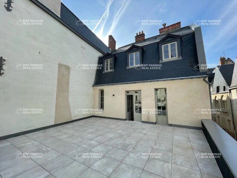 23-25 Rue Du Docteur Bretonneau, Tours for lease - Building Photo - Image 2 of 22