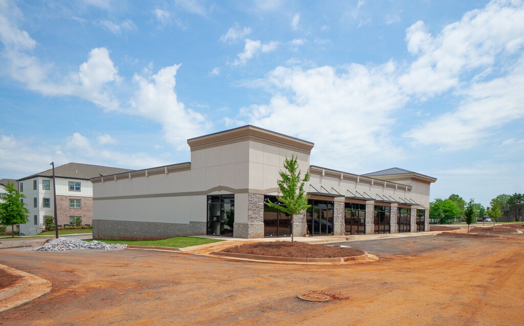 471 Hull Rd, Athens, GA for lease Building Photo- Image 1 of 10