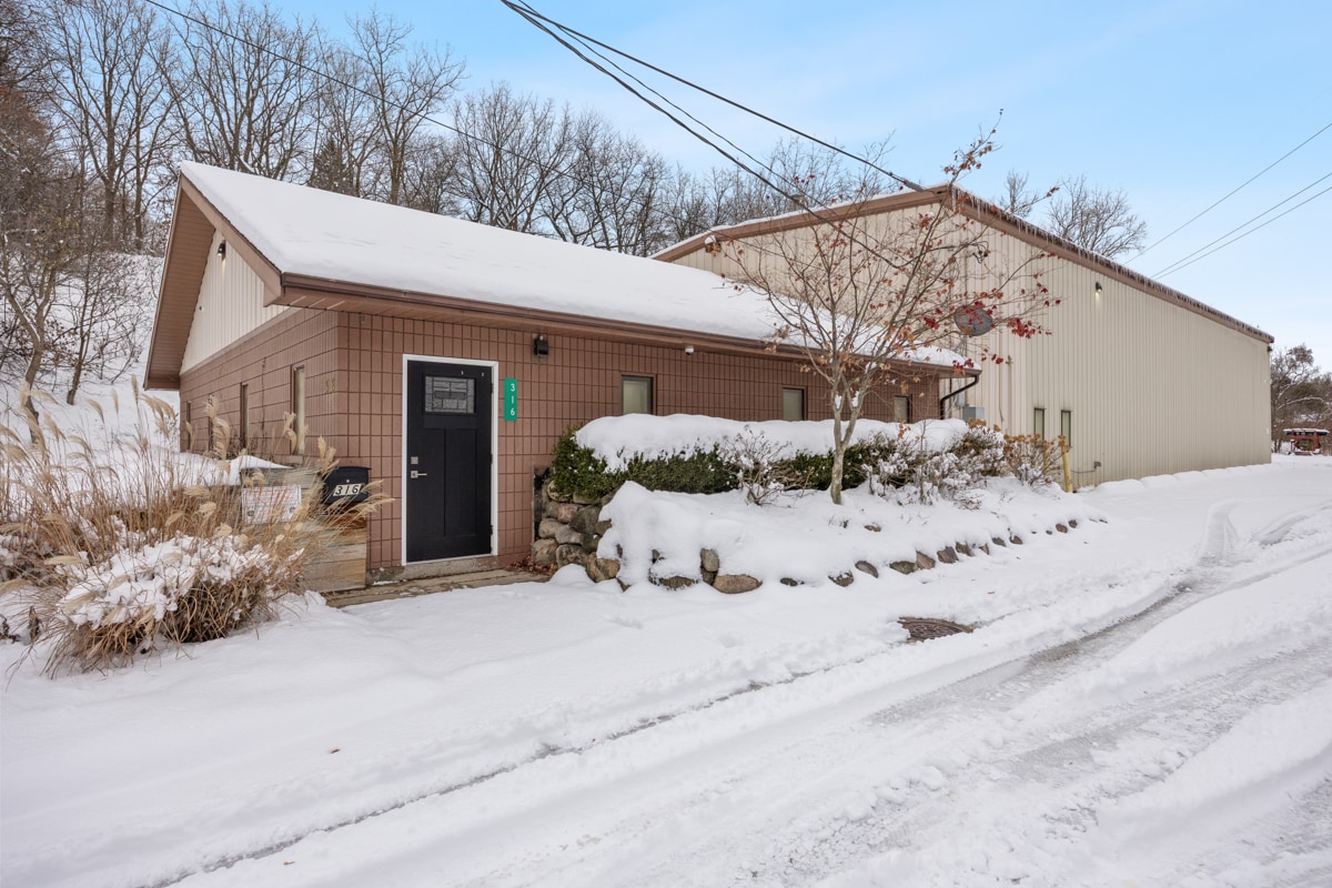 316 Bradford St NE, Grand Rapids, MI for sale Primary Photo- Image 1 of 10