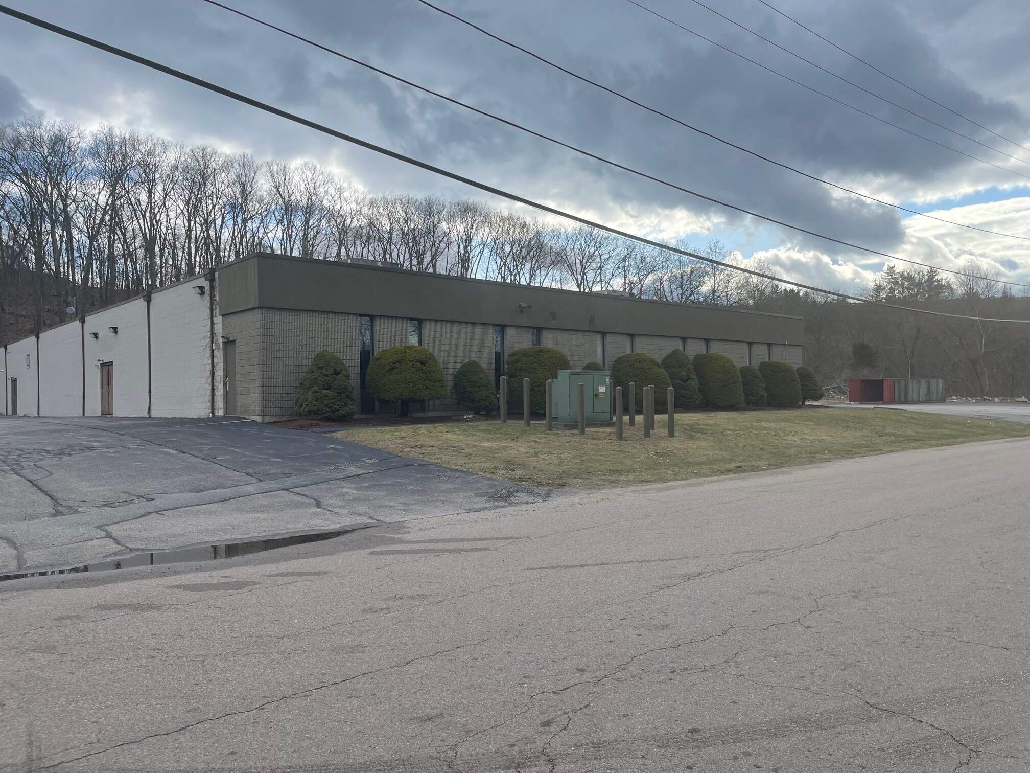 100 Federal Way, Johnston, RI for lease Building Photo- Image 1 of 11