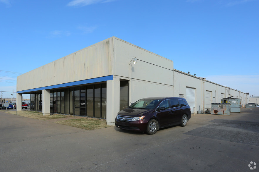 5333 S Mingo Rd, Tulsa, OK for lease - Building Photo - Image 3 of 14