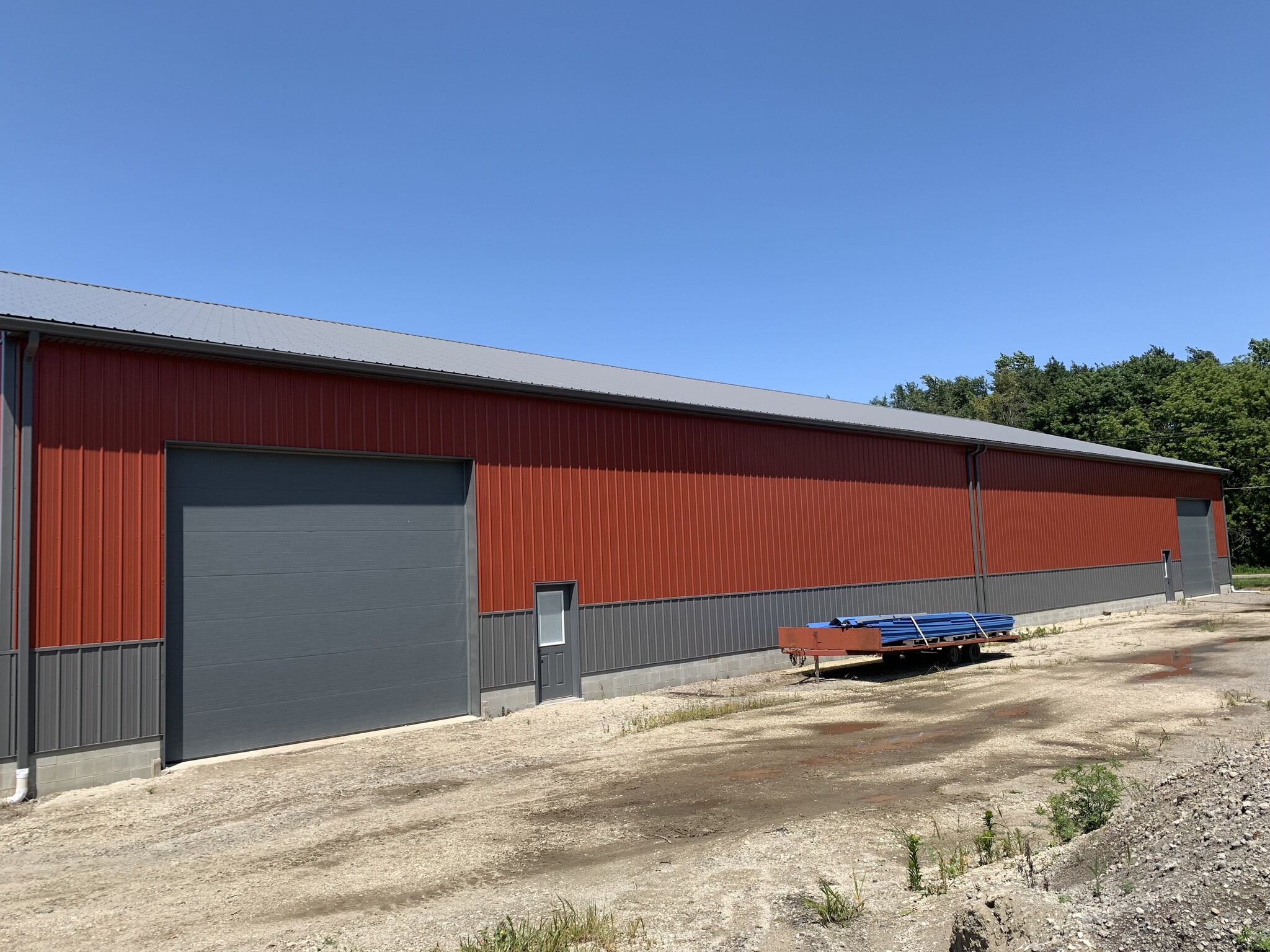 6374 Swamp St NE, Hartville, OH for lease Primary Photo- Image 1 of 4