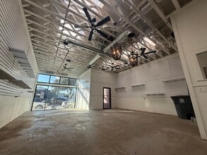 1904-1908 Greenville Ave, Dallas, TX for lease Interior Photo- Image 2 of 4